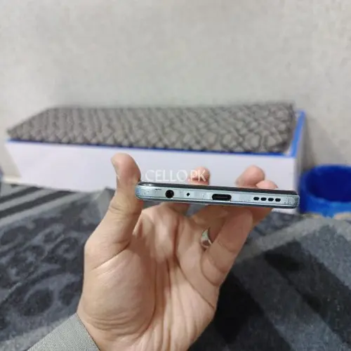 Vivo Y21 Mobile Price in Pakistan