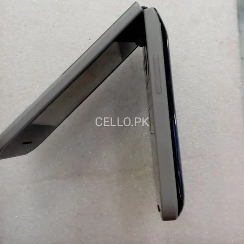 Nokia 2720 flip Mobile Price in Pakistan