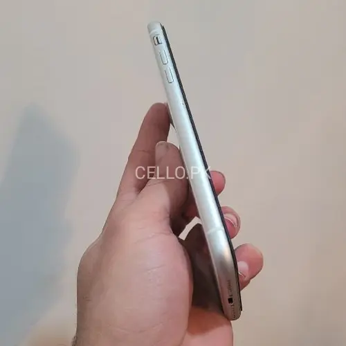 Apple iPhone XR Mobile Price in Pakistan