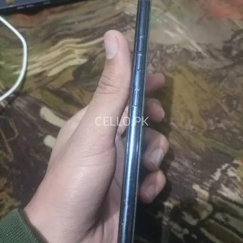 LG V40 ThinQ Mobile Price in Pakistan