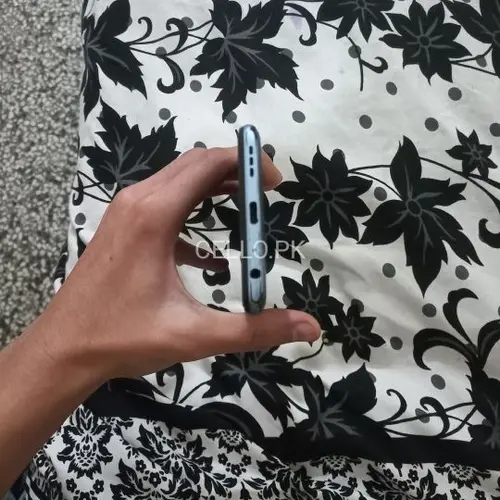 Vivo Y51s Mobile Price in Pakistan